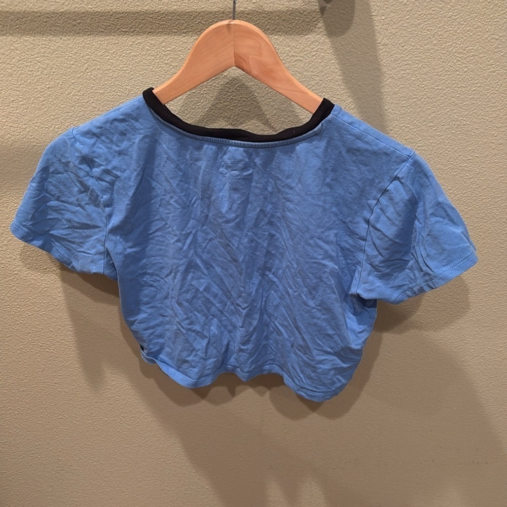 Minion woman's blue crop top shirt - Picture 5 of 8